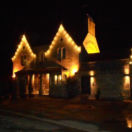 Willoughby Arms Little Bytham Exterior photo