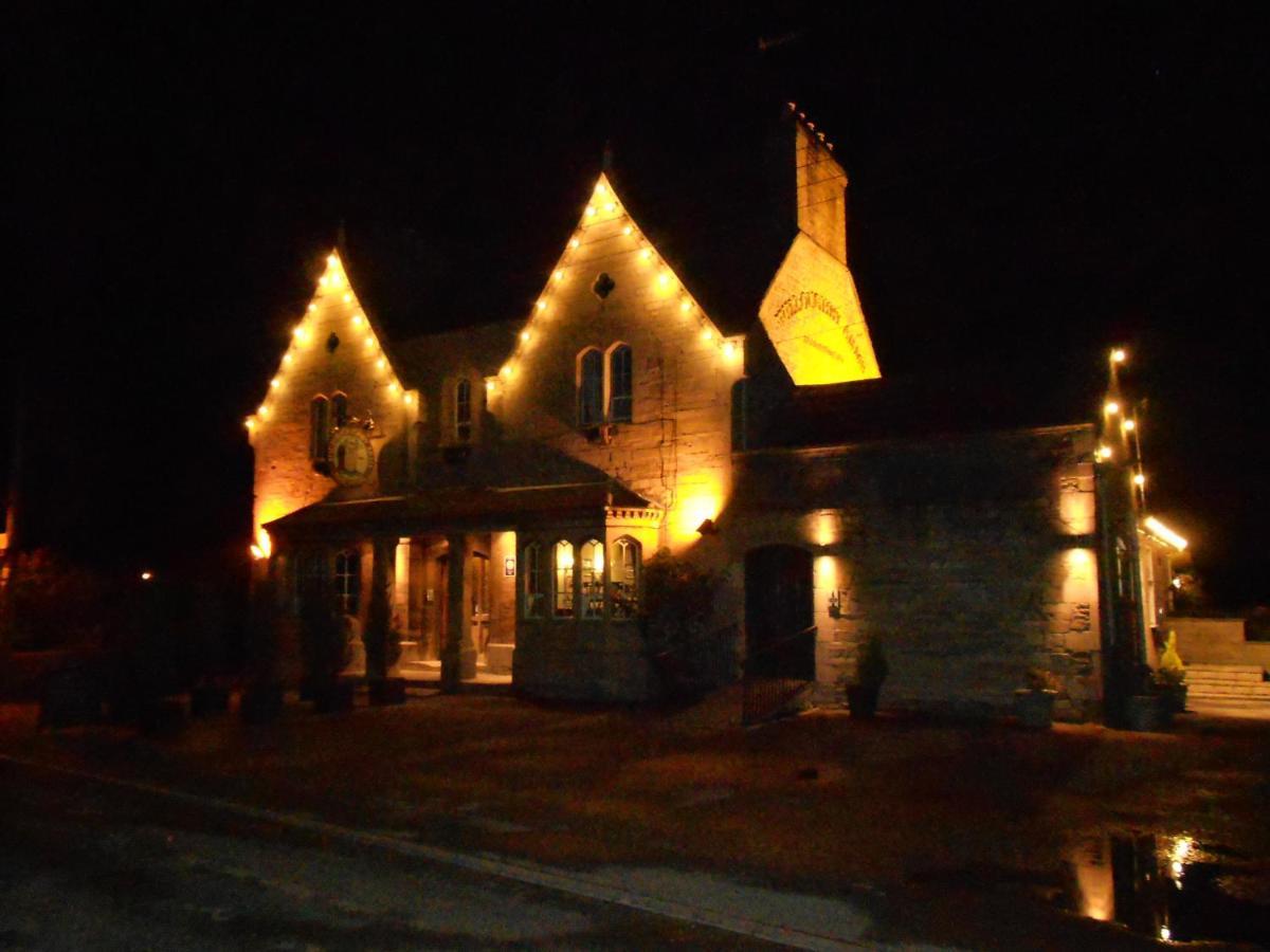Willoughby Arms Little Bytham Exterior photo