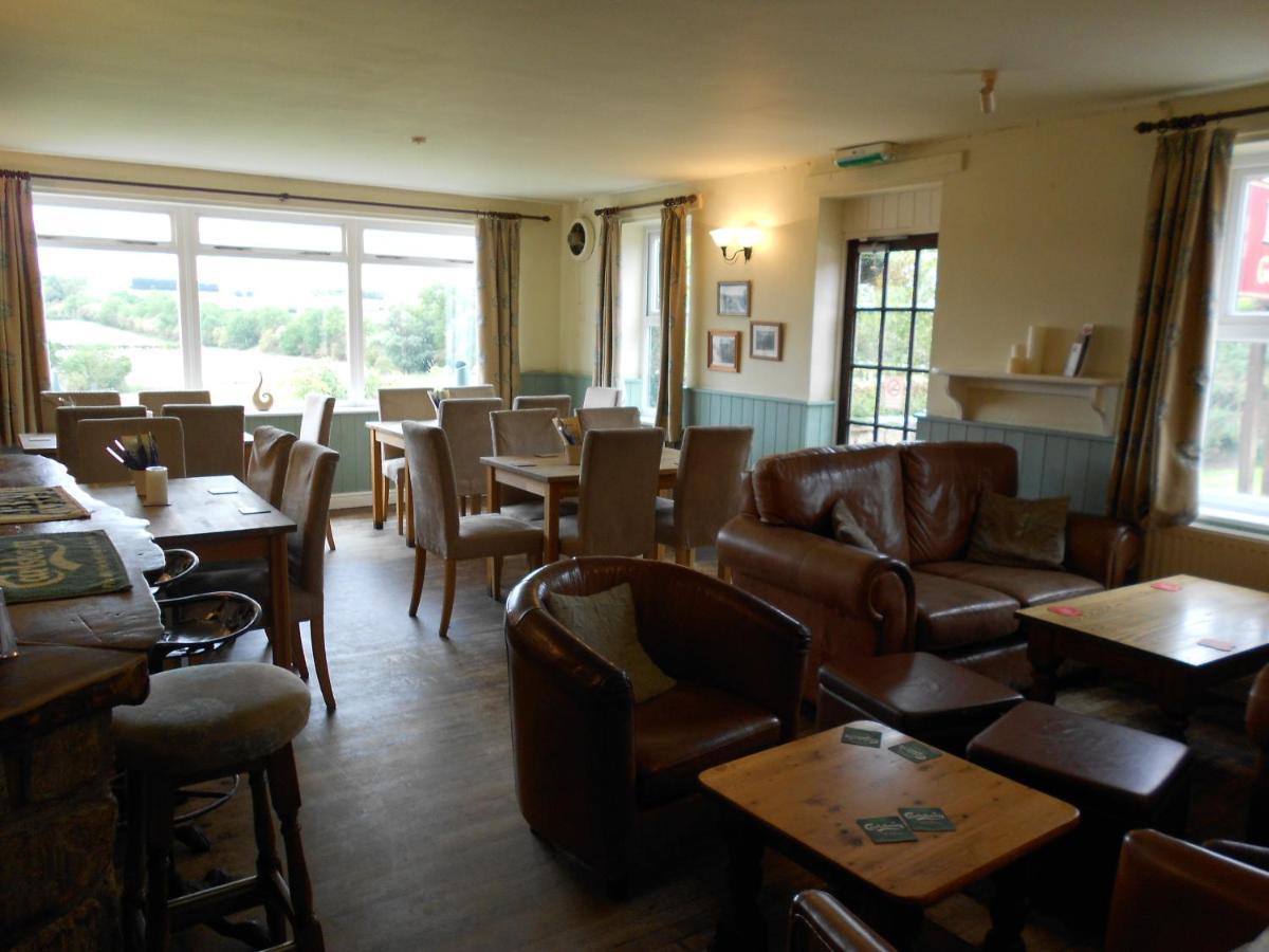 Willoughby Arms Little Bytham Exterior photo