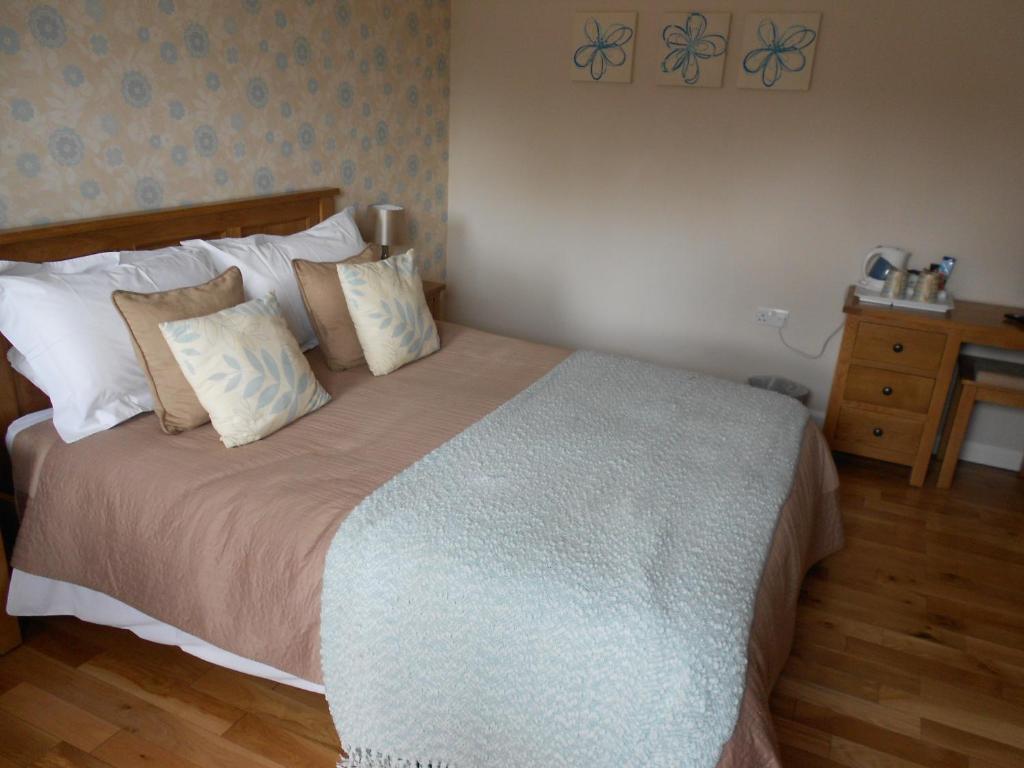 Willoughby Arms Little Bytham Room photo